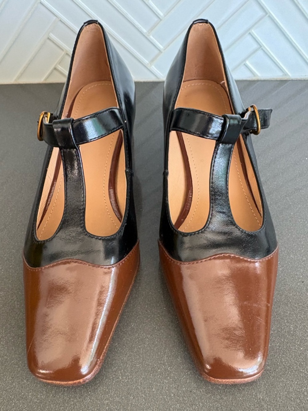 CHIKO Hala Two-Tone Square Toe T-Strap Block Heel Pumps - Size US 5,  LIKE NEW
